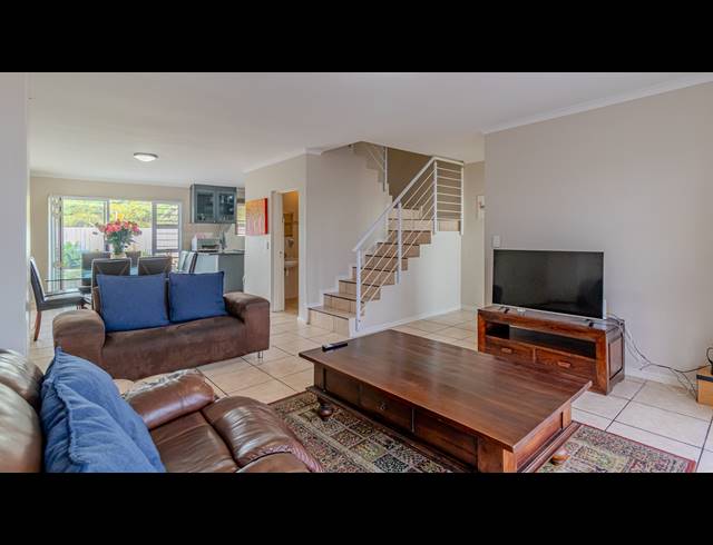 3 BEDROOM TOWNHOUSE TO LET IN BIG BAY